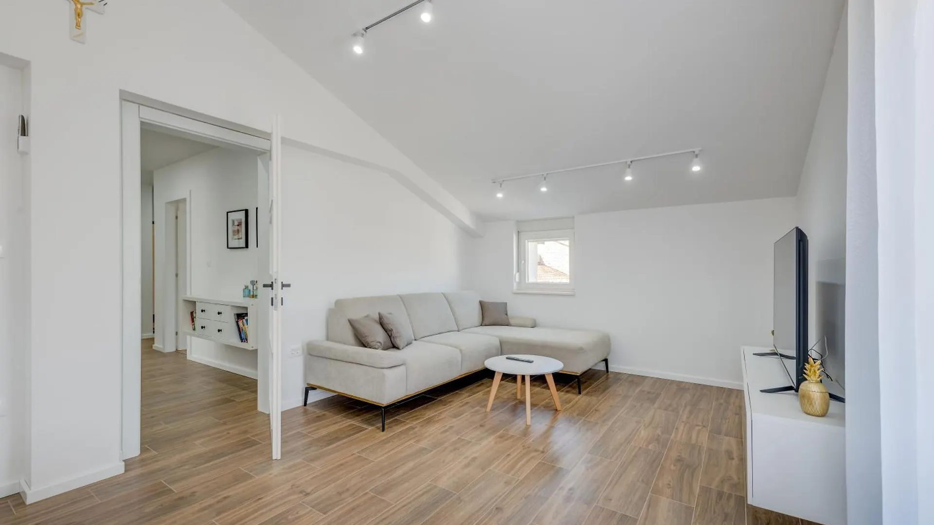 Light Loft Apartment Kastela 0*,  Croatia