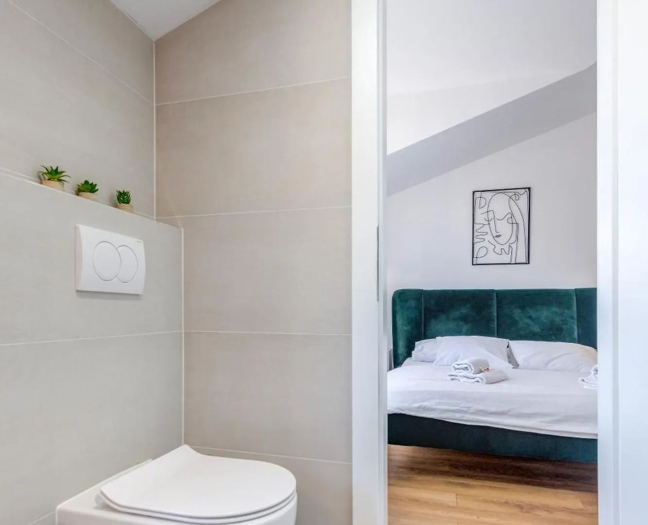 Light Loft Apartment Kastela 0*,  Croatia
